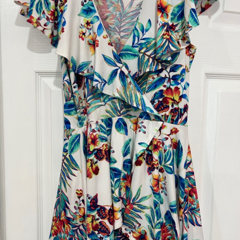 kayla's Armoire mini floral dress size large